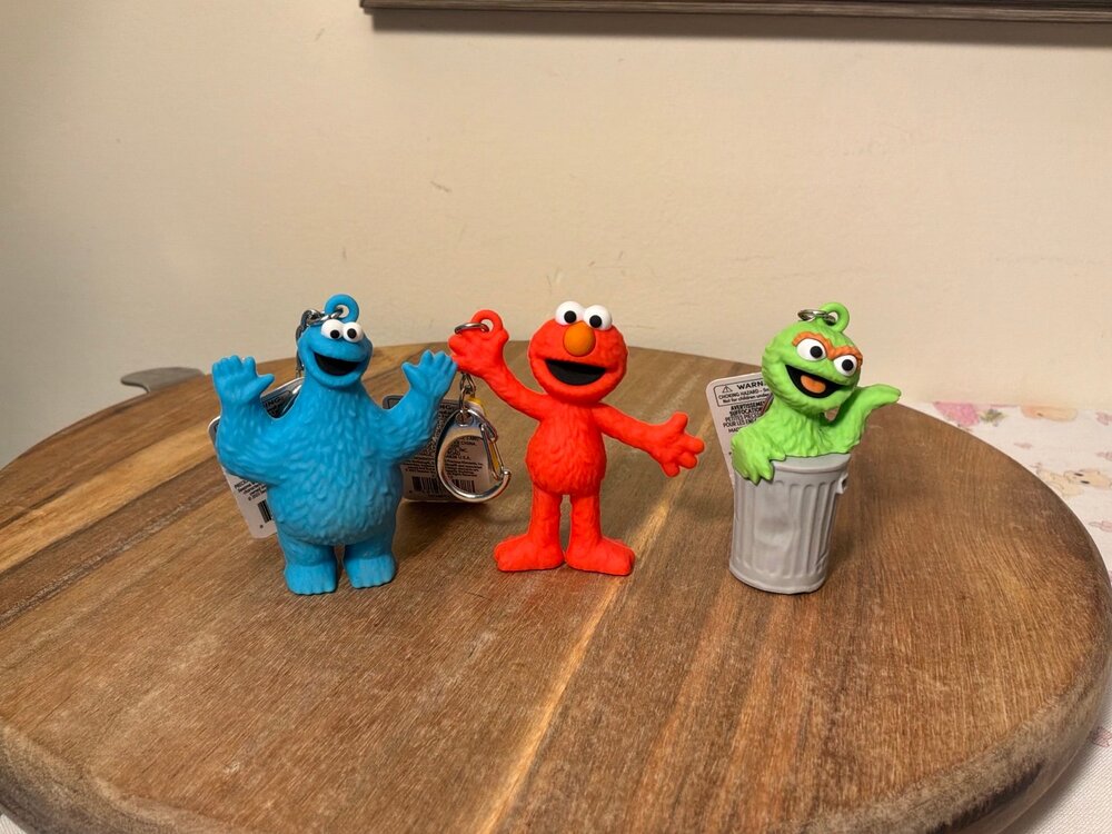 Sesame Street Back Pack or Purse Clips / Cookie Monster, Elmo & Grouch
